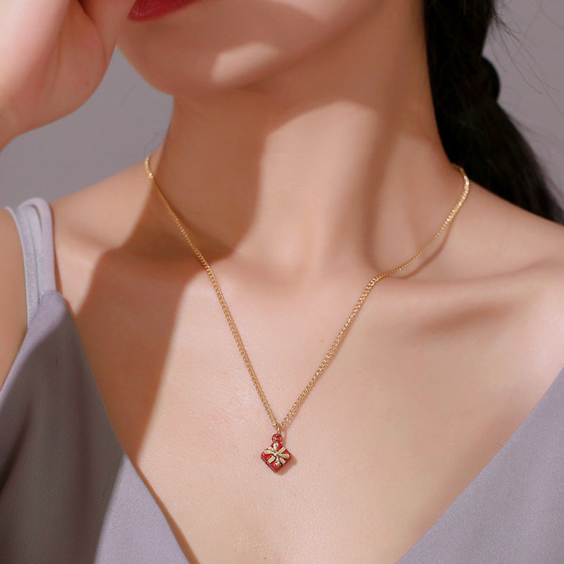 Christmas Fashion Snowflake Crutches Tree Dripping Oil Festive Necklaces