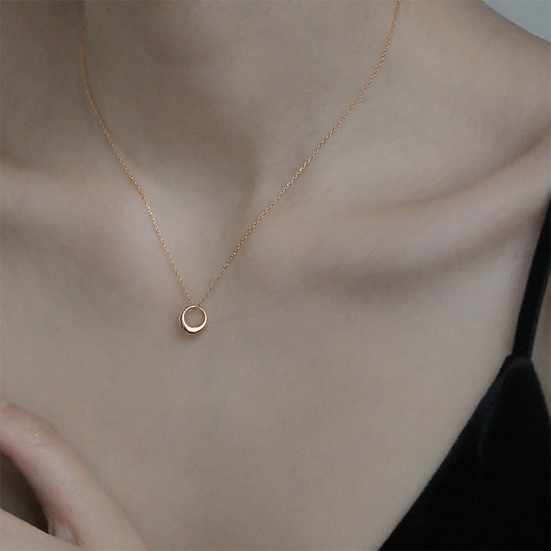 Women's Sier Retro Geometric Circle Clavicle Chain Necklaces