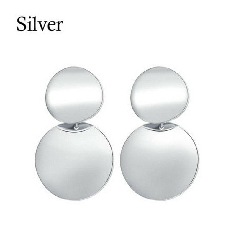 Women's Retro Metal Wafer Ear Geometric Round Earrings