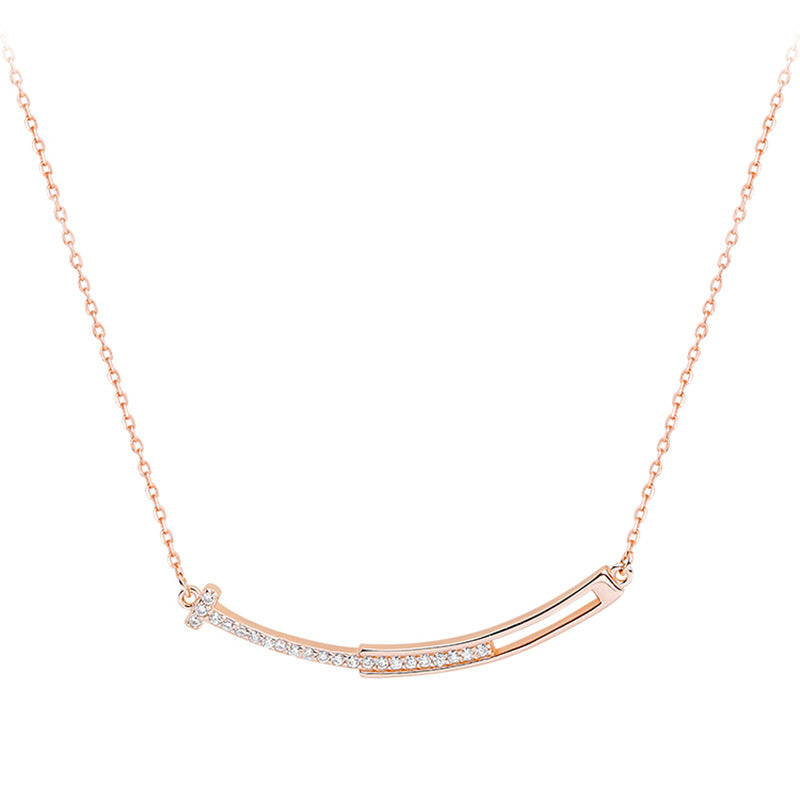 Smile Female Niche Design Light Luxury Necklaces