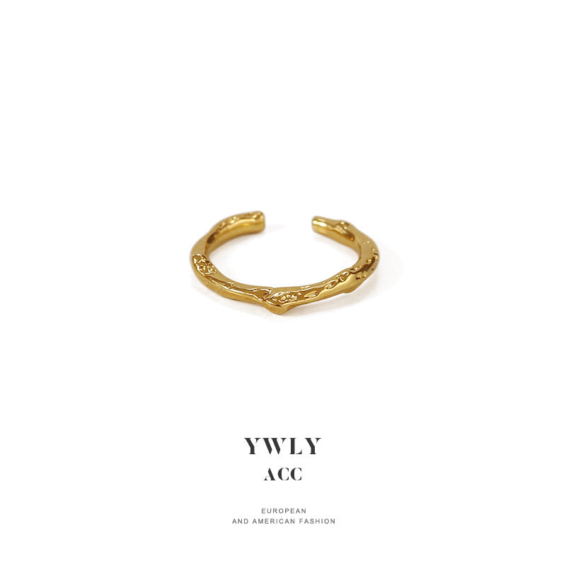 Simple Metal Line Winding Niche Bag Rings