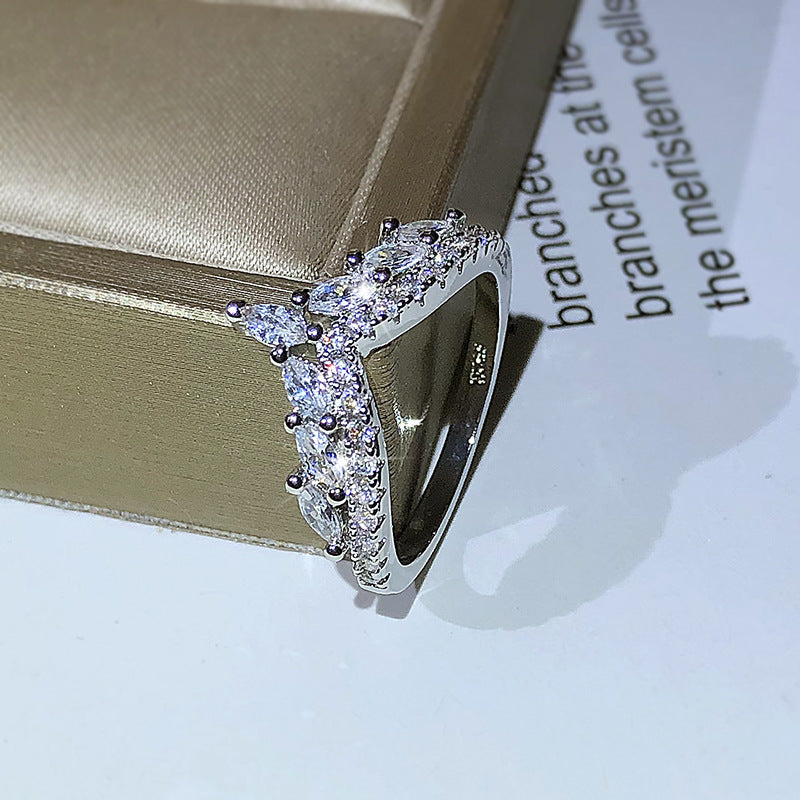 Style Versatile V-shaped Double Row Simple Rings