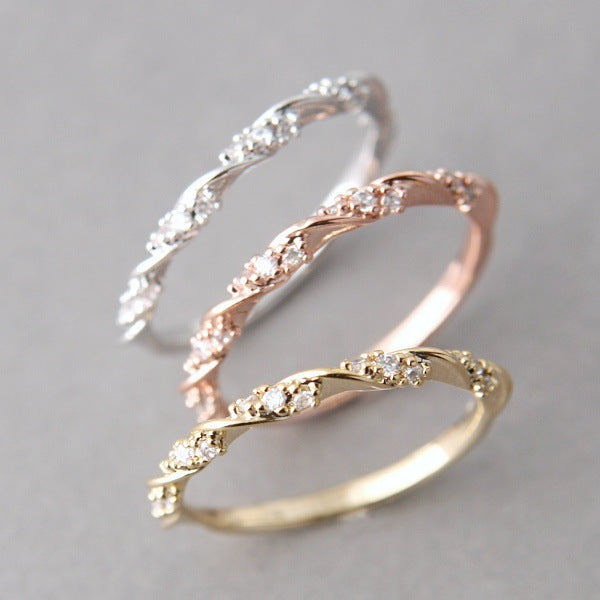 Charming Ribbon Gold Diamond Hand Jewelry Rings
