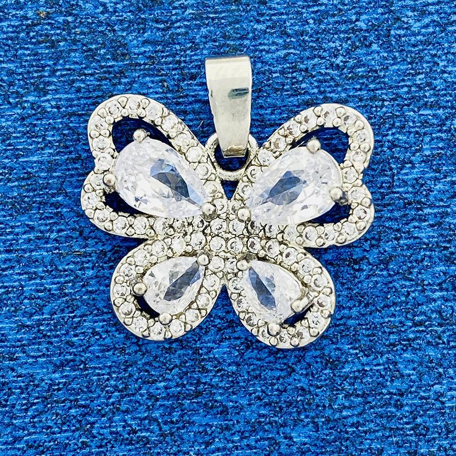 Random Match Fashion Classic Source Ornament Pendants