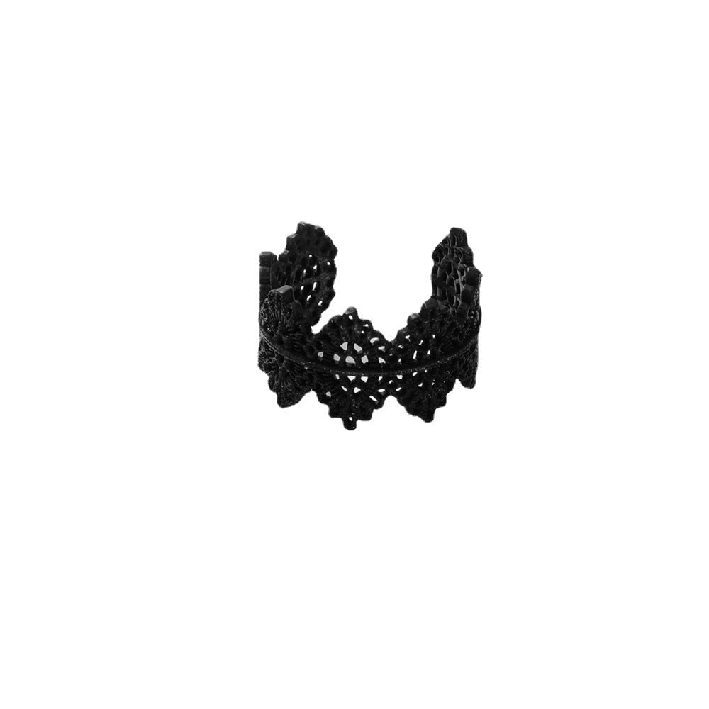 Women's Lace Hollow Metal Open-end For High Sense Rings