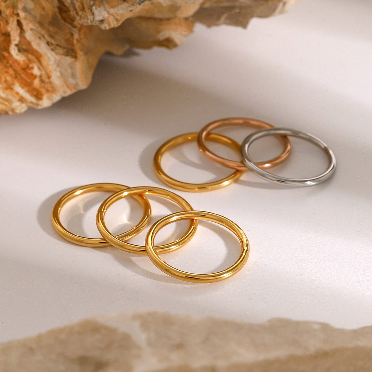 Stainless Steel Simple High-grade Golden Jewelry Does Rings