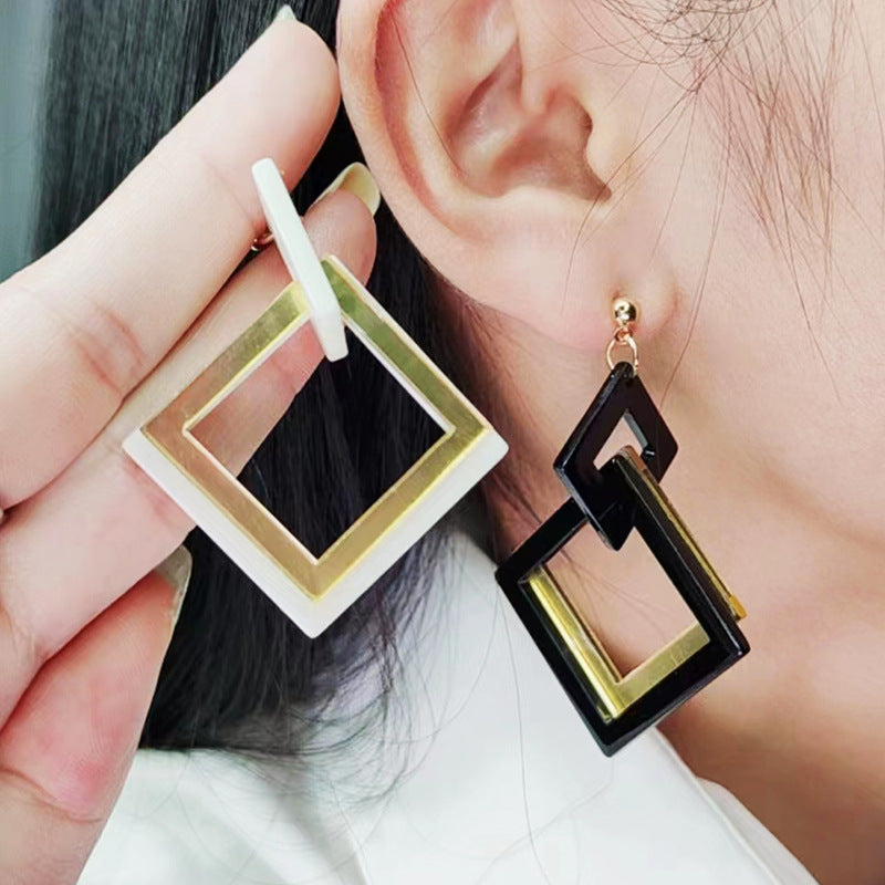 Women's Winter Mature Style Stitching Mirror Acrylic Simple Square Earrings