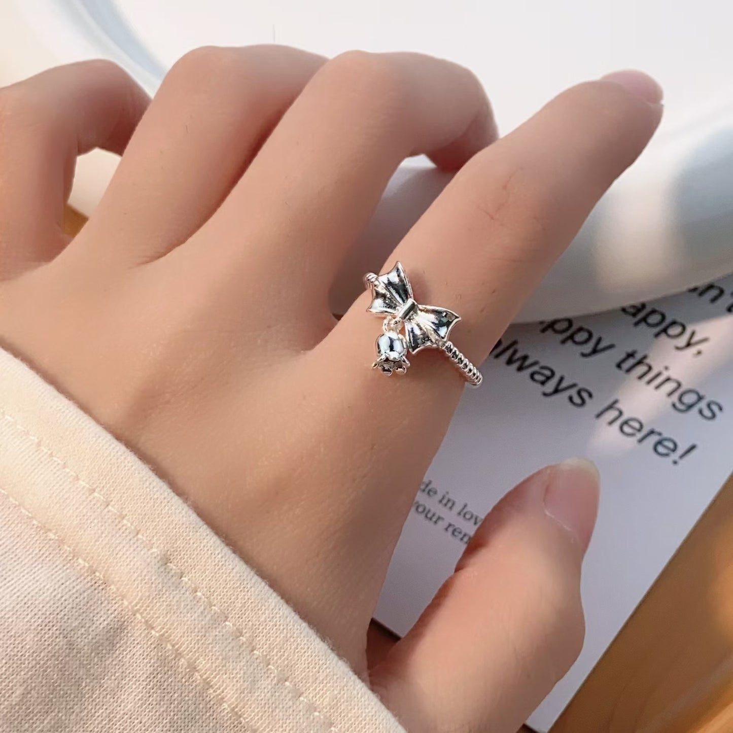 Women's Design High Fashion Personality Affordable Luxury Simple Rings