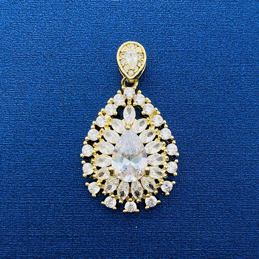 Random Match Fashion Classic Source Ornament Pendants