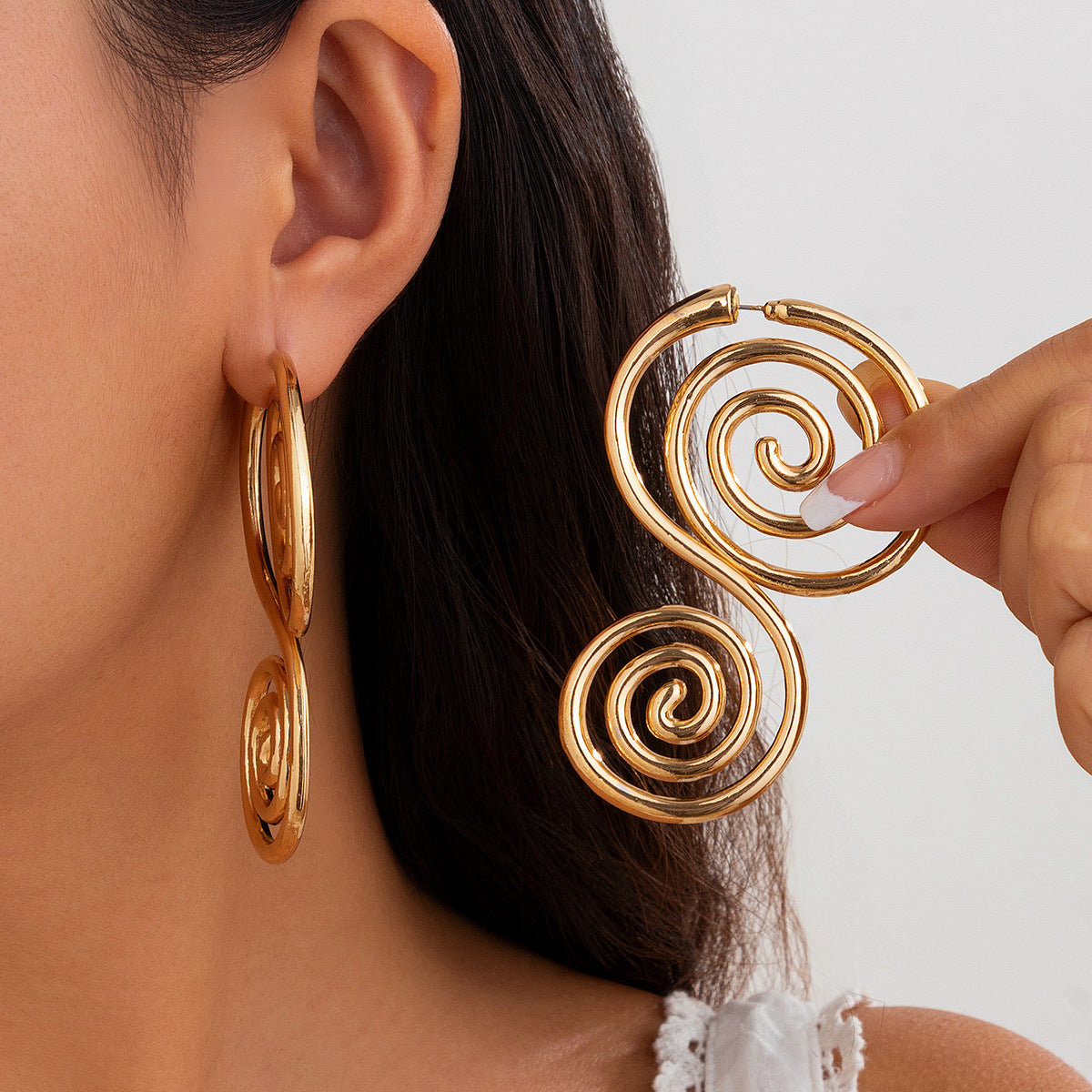 Geometric Conch Symbol Design Sense Exaggerated Earrings