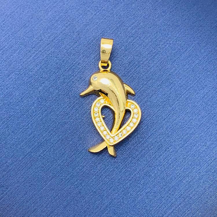 Rotating Clover Simple Hundred Source Ornament Pendants
