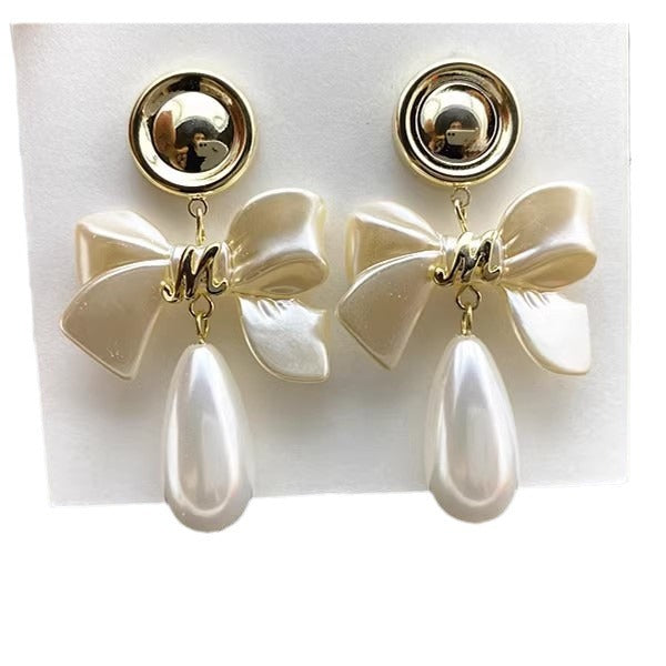 Women's Pearl Ear Clip Retro Minority High-grade Earrings