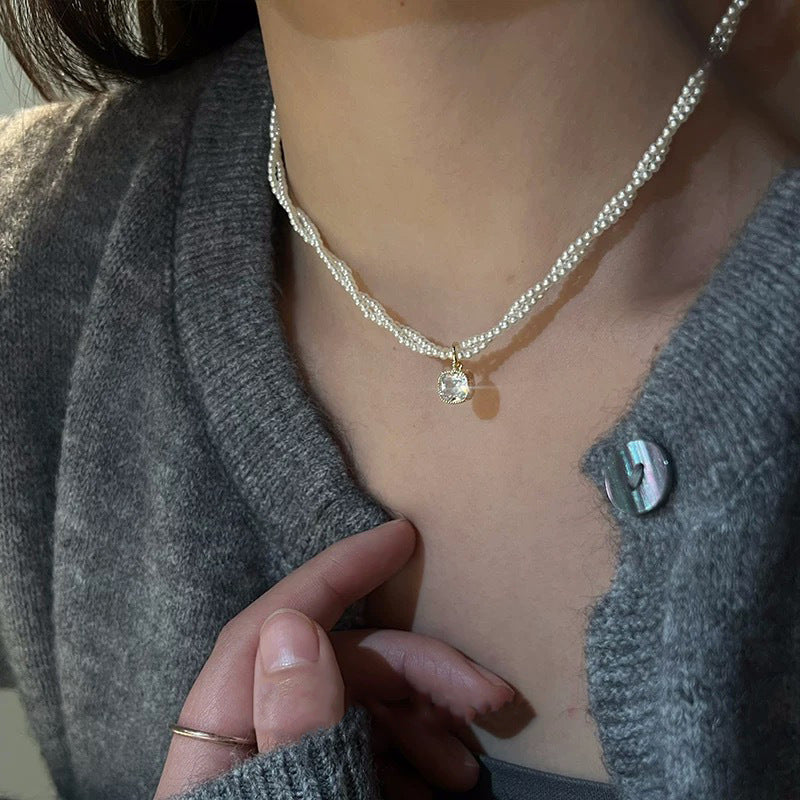 Women's Elegance French Classic Style Clavicle Chain Necklaces