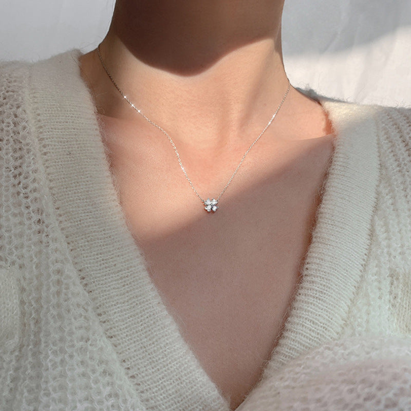 Zircon Heart-shaped Four-leaf Clover Special Interest Necklaces