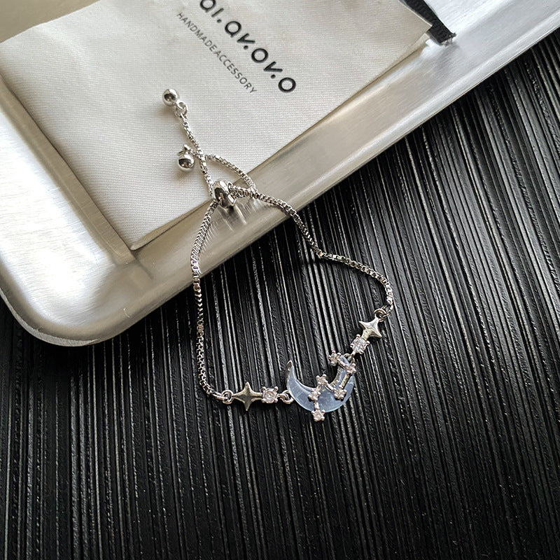 Women's Style Love Camellia High Sense Light Bracelets