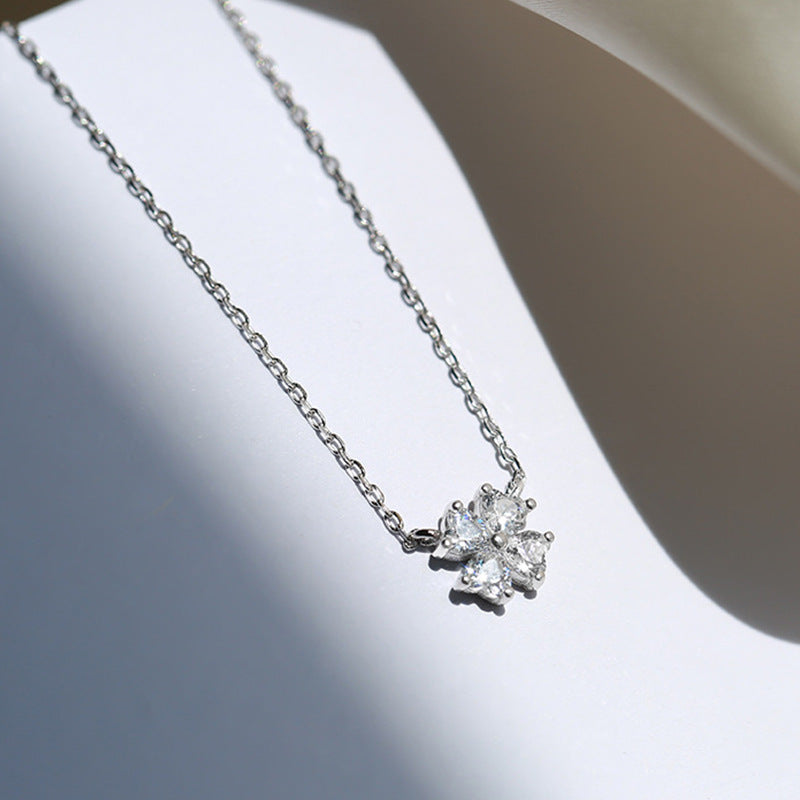 Zircon Heart-shaped Four-leaf Clover Special Interest Necklaces