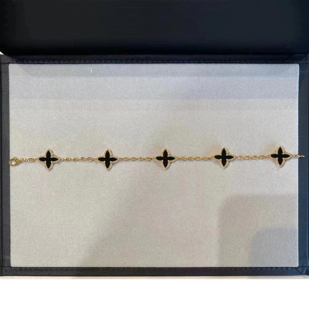Women's Four-leaf Clover Pork Belly Thick Rose Gold Plated Bracelets