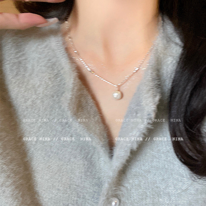 Women's Style Pearl Light Luxury High-grade Clavicle Necklaces