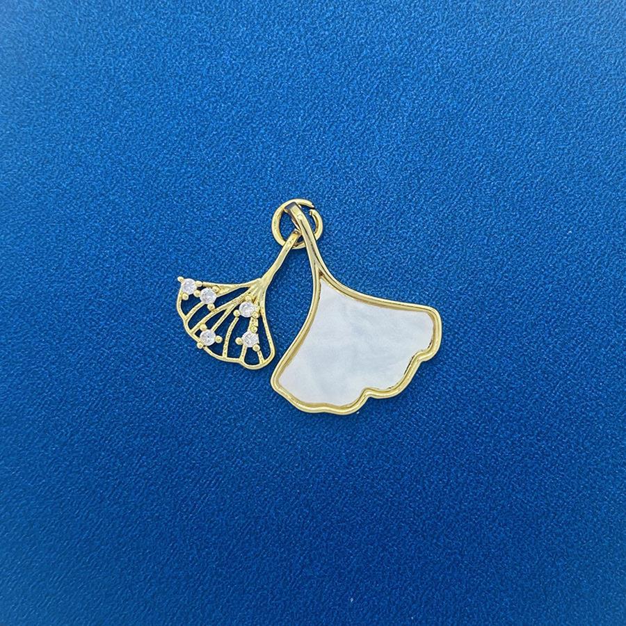 Random Match Fashion Classic Source Ornament Pendants