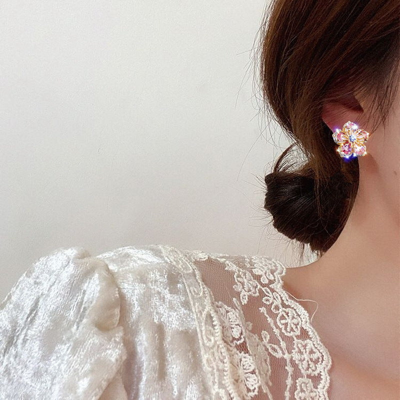 French Style High-grade Cherry Blossom Petal Diamond Elegant Earrings