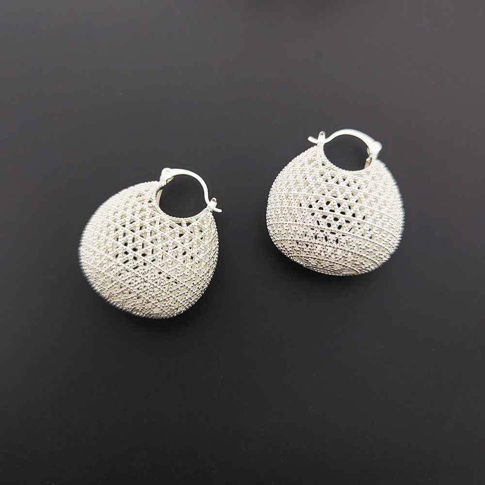 Gold-plated Texture Ear Clip Vegetable Blue Refined Simple Earrings