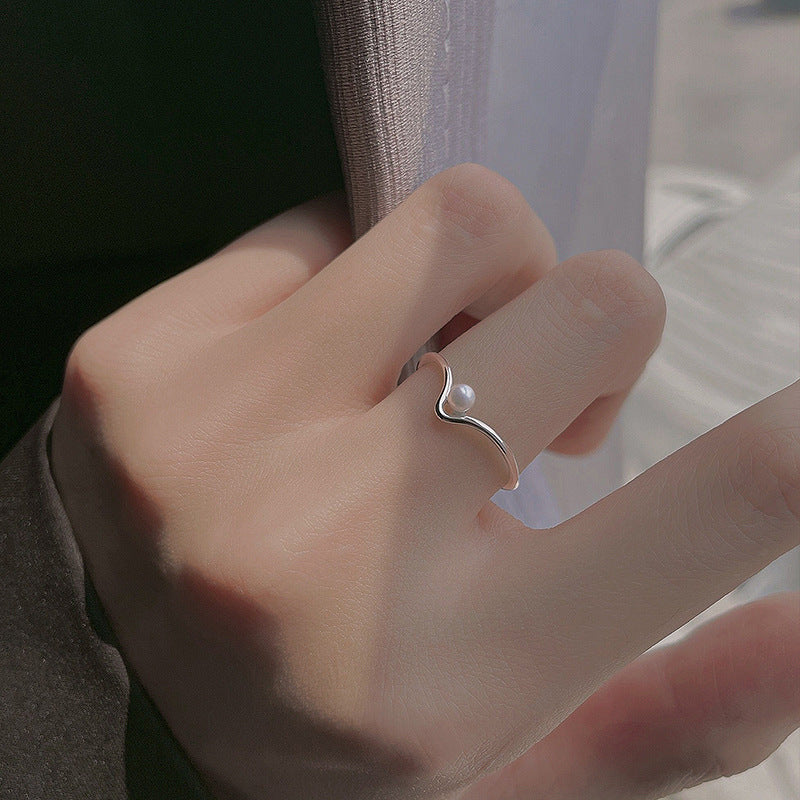 Pearl Female Niche High-grade Simple Design Rings