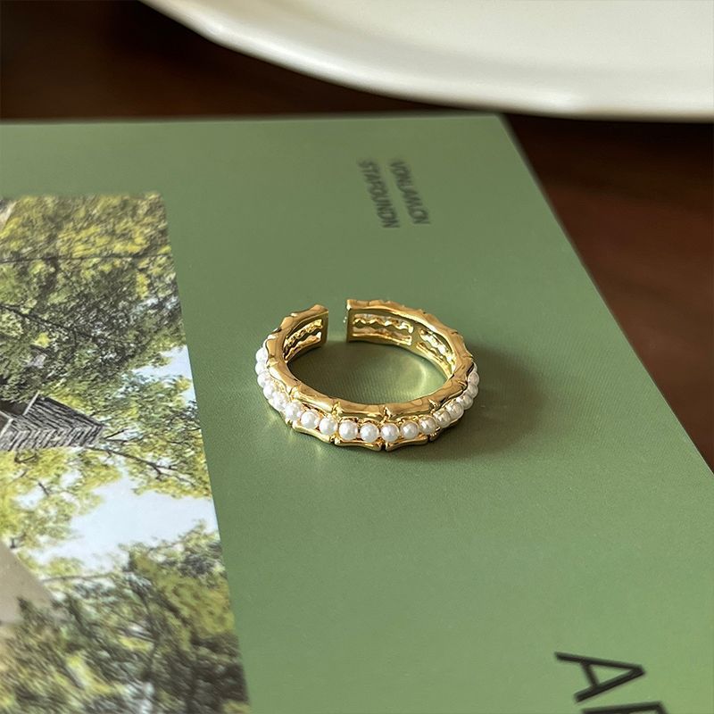 Bunny Pearl Trendy Hepburn Style Female Design Rings