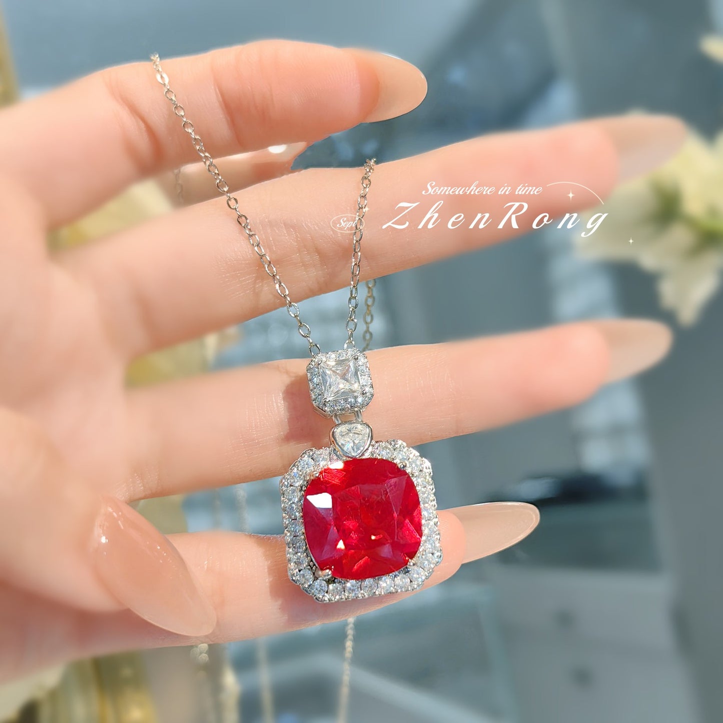 Women's Retro Luxury With Cotton Emerald Simple Inlaid High Pendants
