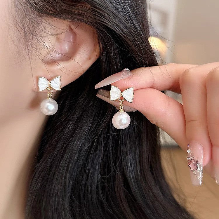 Women's Small Exquisite Design Sense Trendy Autumn Earrings