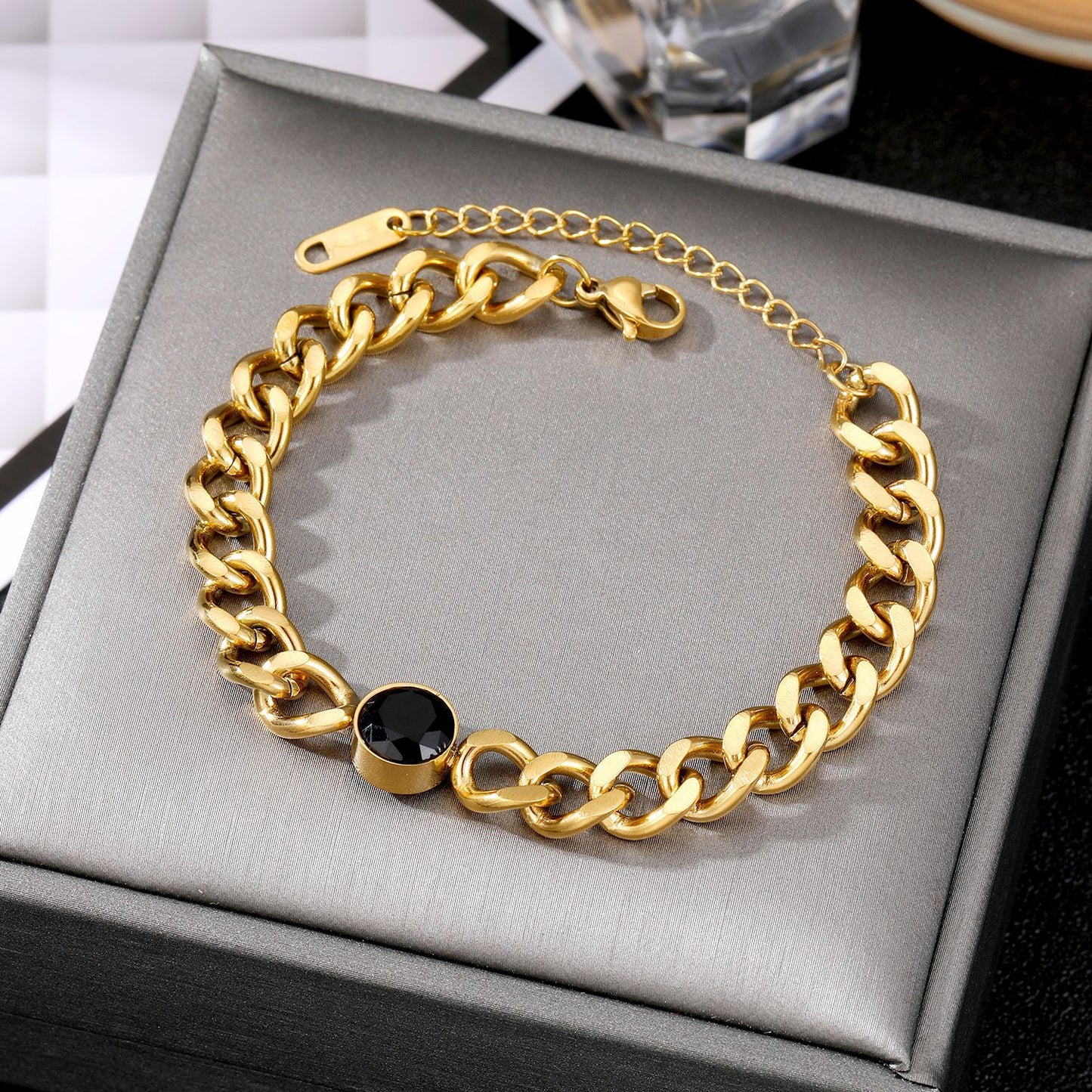 Stainless Steel High-grade Sense Niche Love Bracelets
