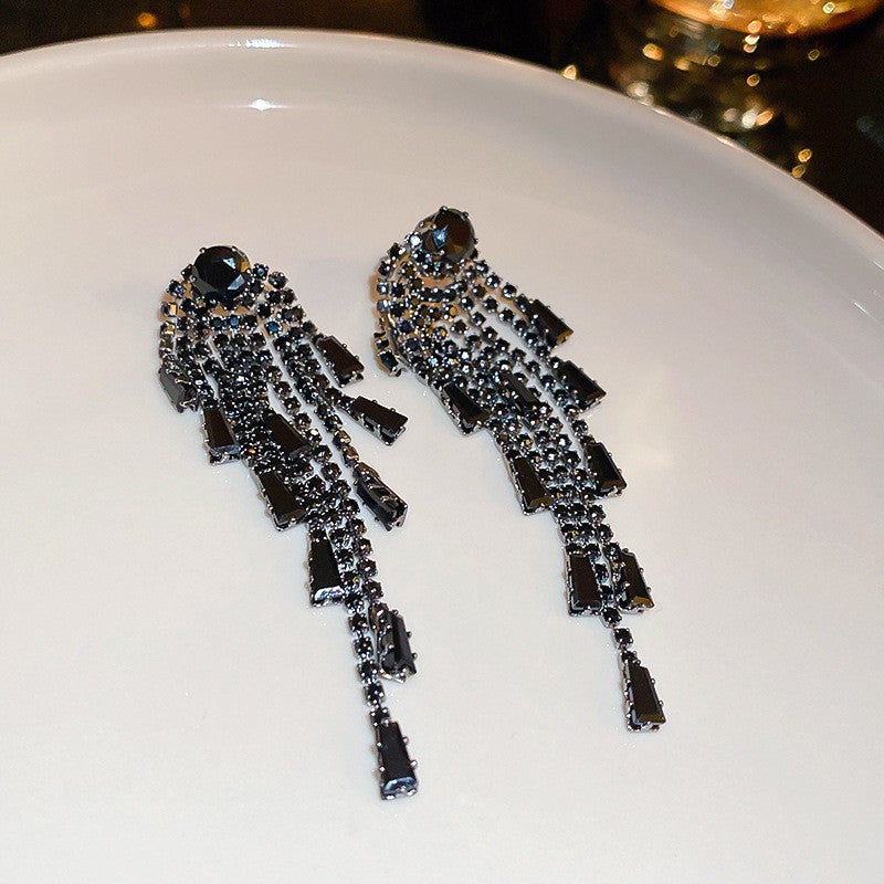 Needle Black Crystal Geometric Ear Minority Fashion Temperament Entry Earrings