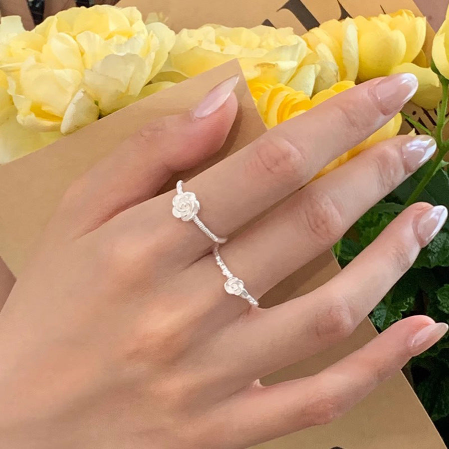 Women's Small Flower For Everyday Joker Casual Fashion Rings