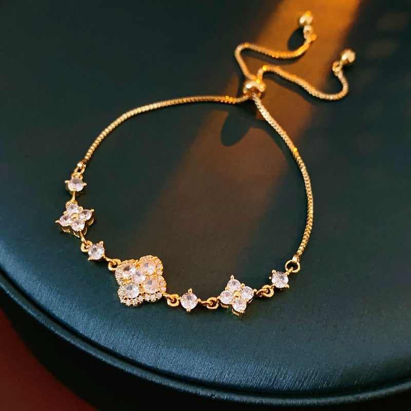 Women's High Version Lucky Four-leaf Grass Light Luxury Bracelets