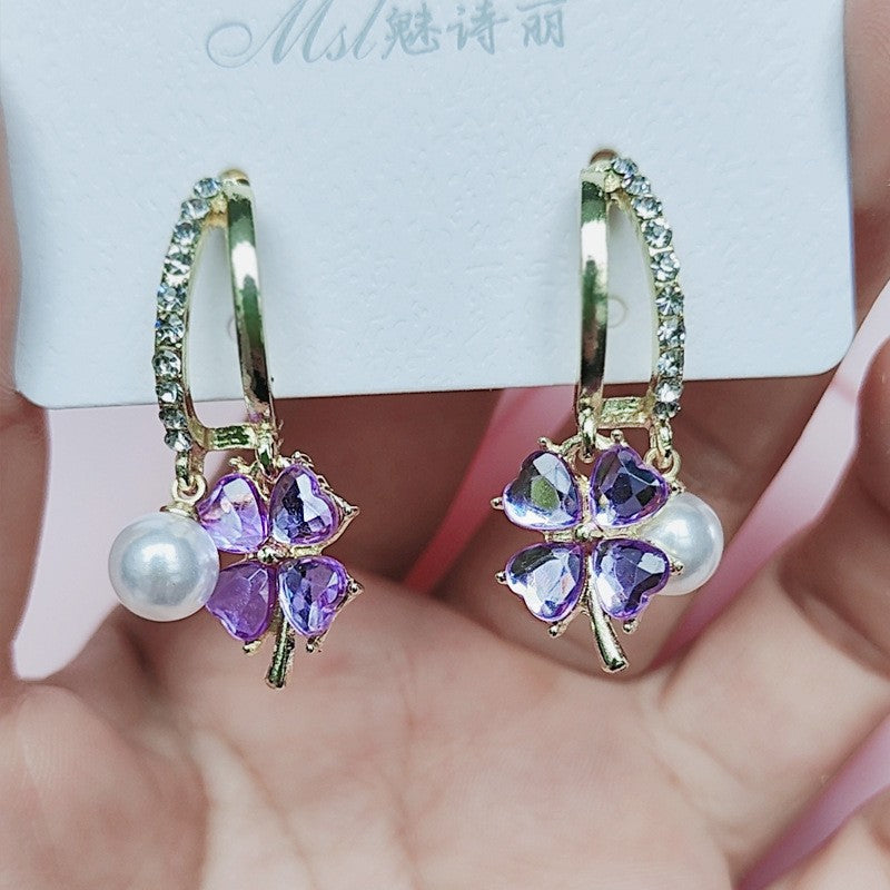 Women's Four-leaf Flower Pearl For Trendy Graceful Earrings