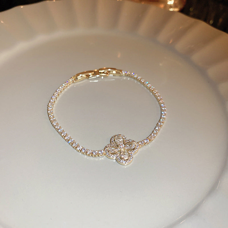 Women's High Version Lucky Four-leaf Grass Light Luxury Bracelets