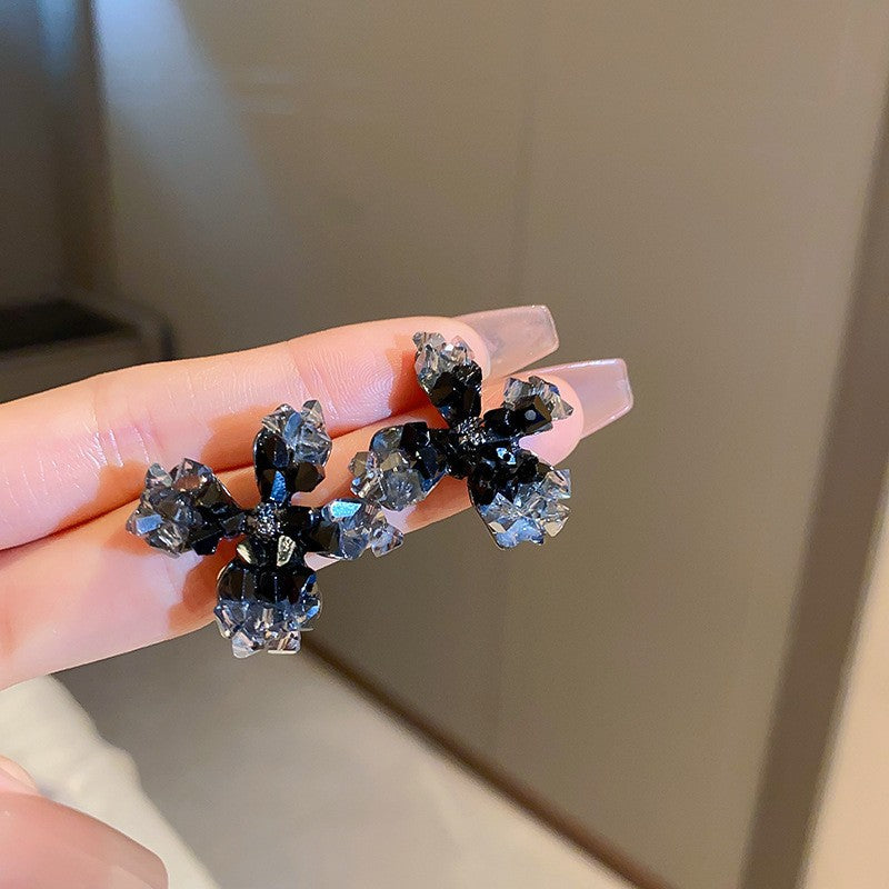 Needle Black Crystal Geometric Ear Minority Fashion Temperament Entry Earrings