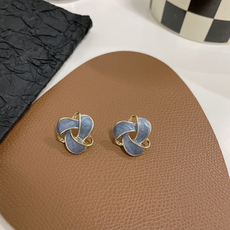 Women's Geometry Pattern Versatile Design Irregular Classic Earrings
