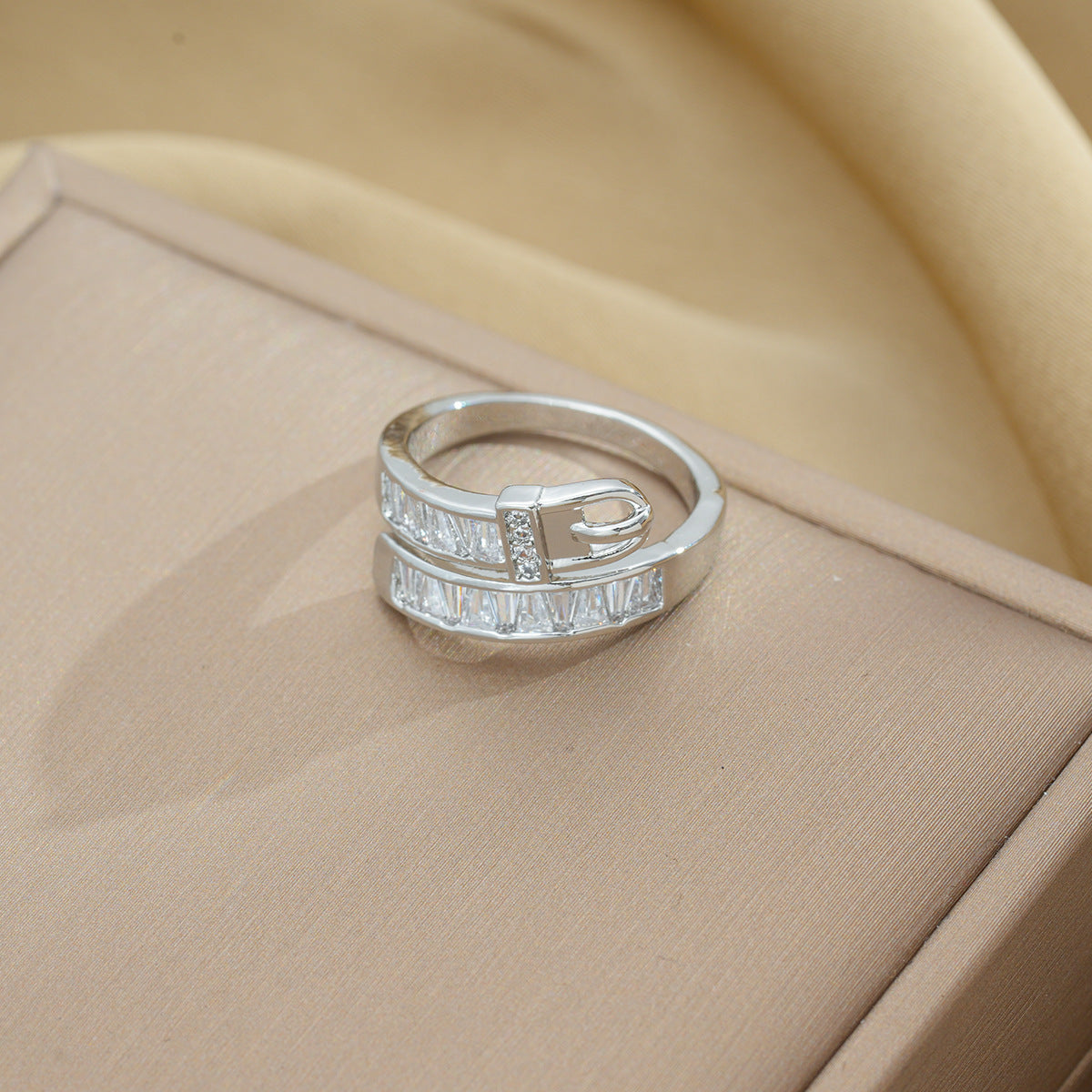 Creative Fashion Cool Personality Buckle Female Light Luxury Rings