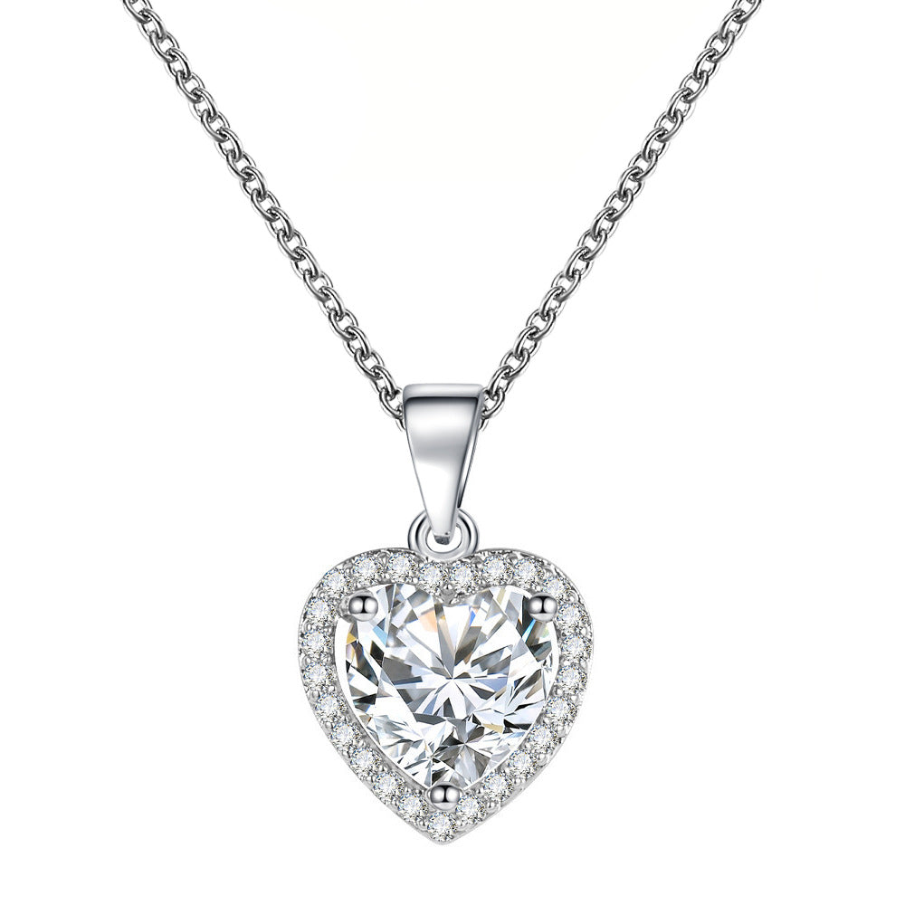 Simple Zircon Love Trendy Temperament Heart-shaped Collarbone Light Necklaces