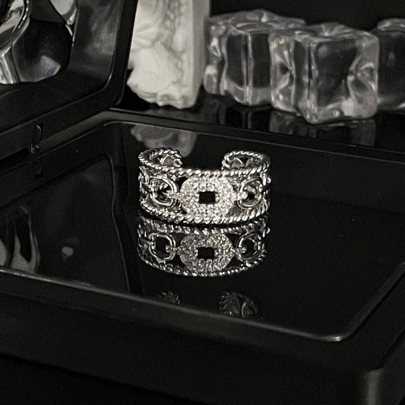 Clover Open Female Light Luxury High Sense Rings