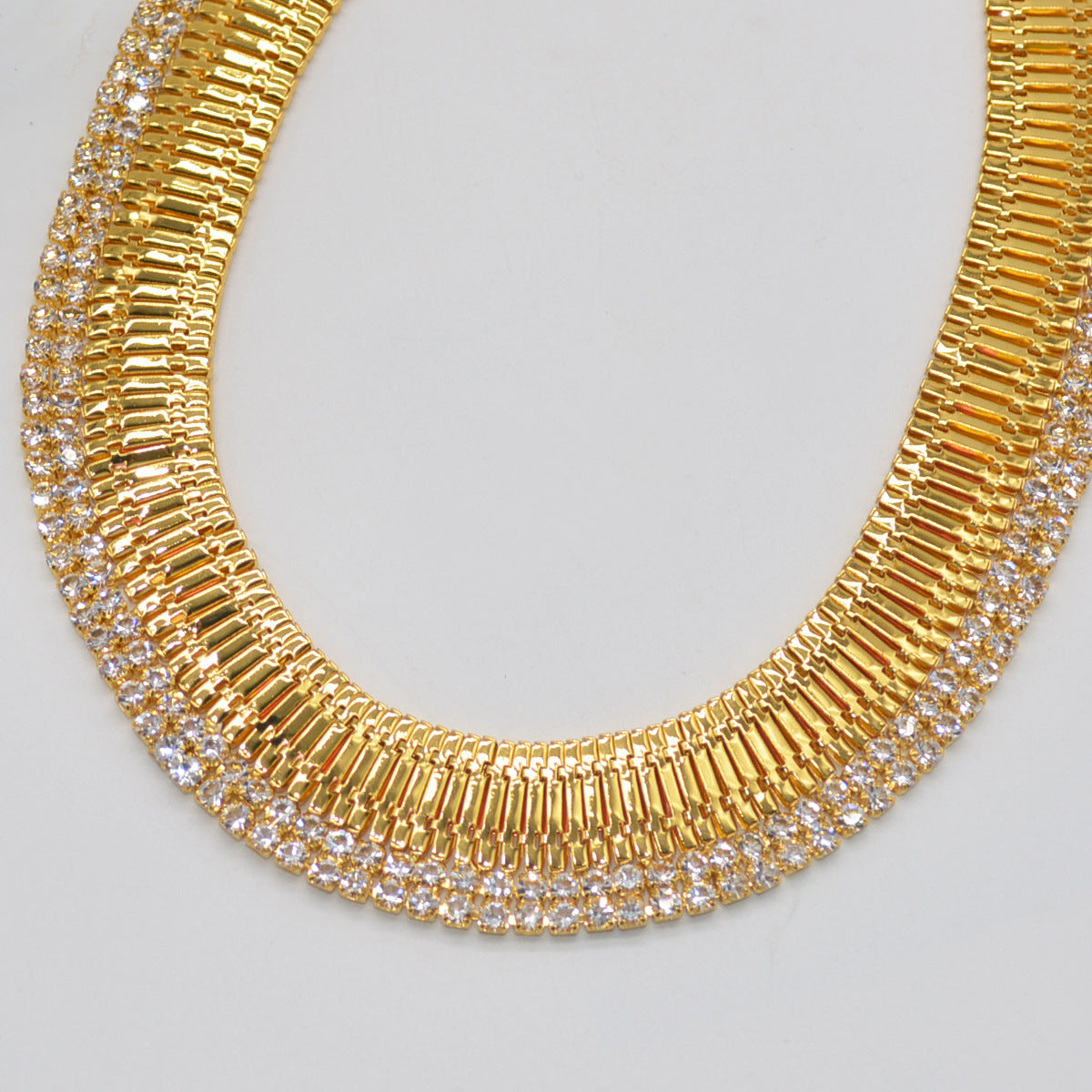 Exaggerated Wide Version Gold Strap Diamond Middle Ancient Niche Necklaces