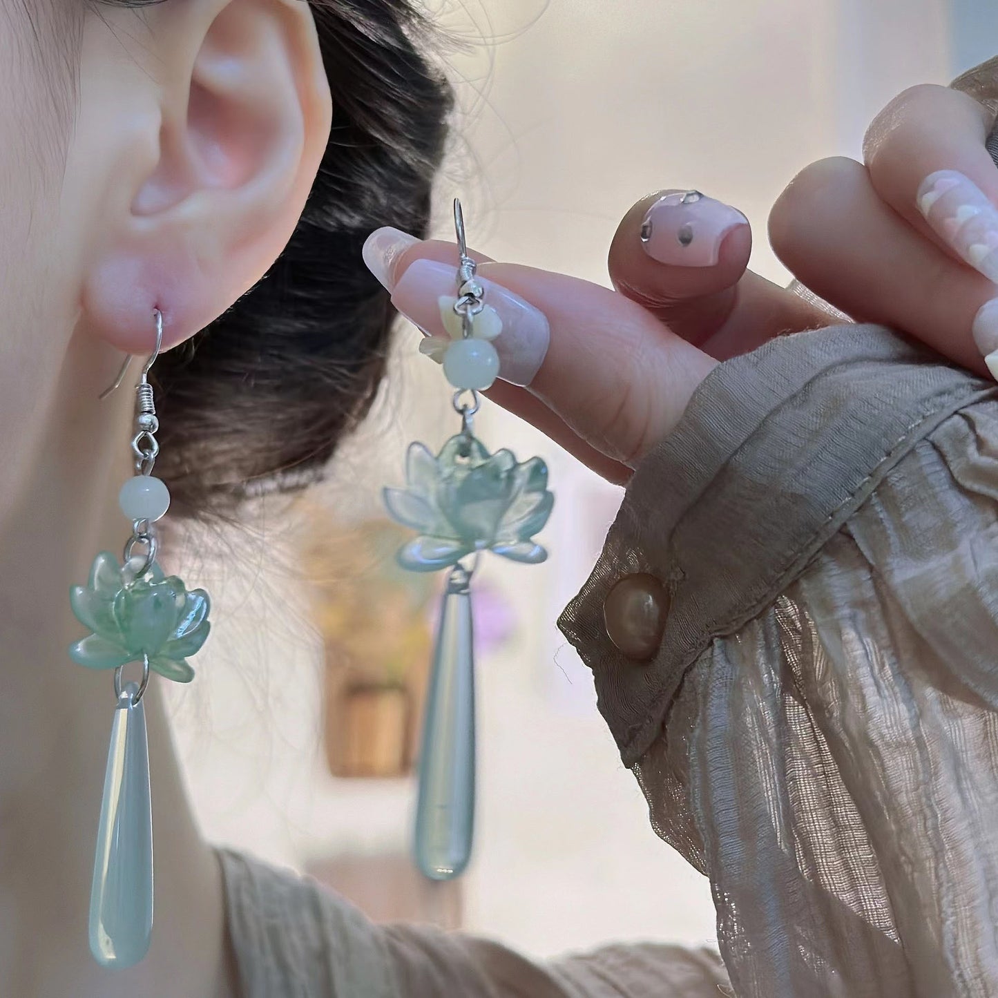 Women's Chinese Style Fan-shaped Pearl Retro Temperament Long Rings