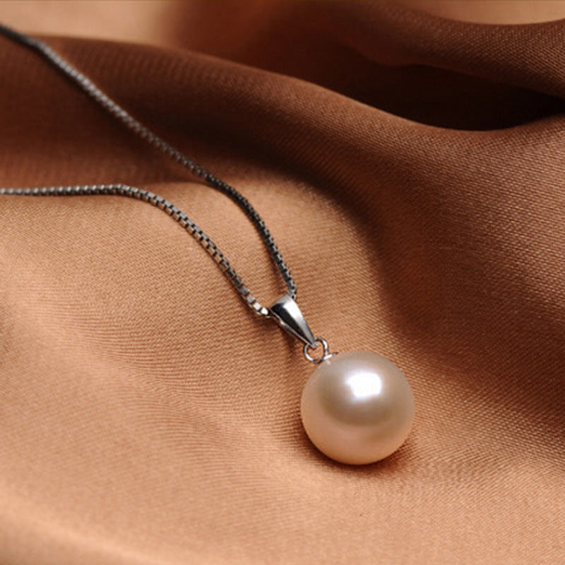 Women's Korean Retro Ethnic Style Ocean Imitation Pendants