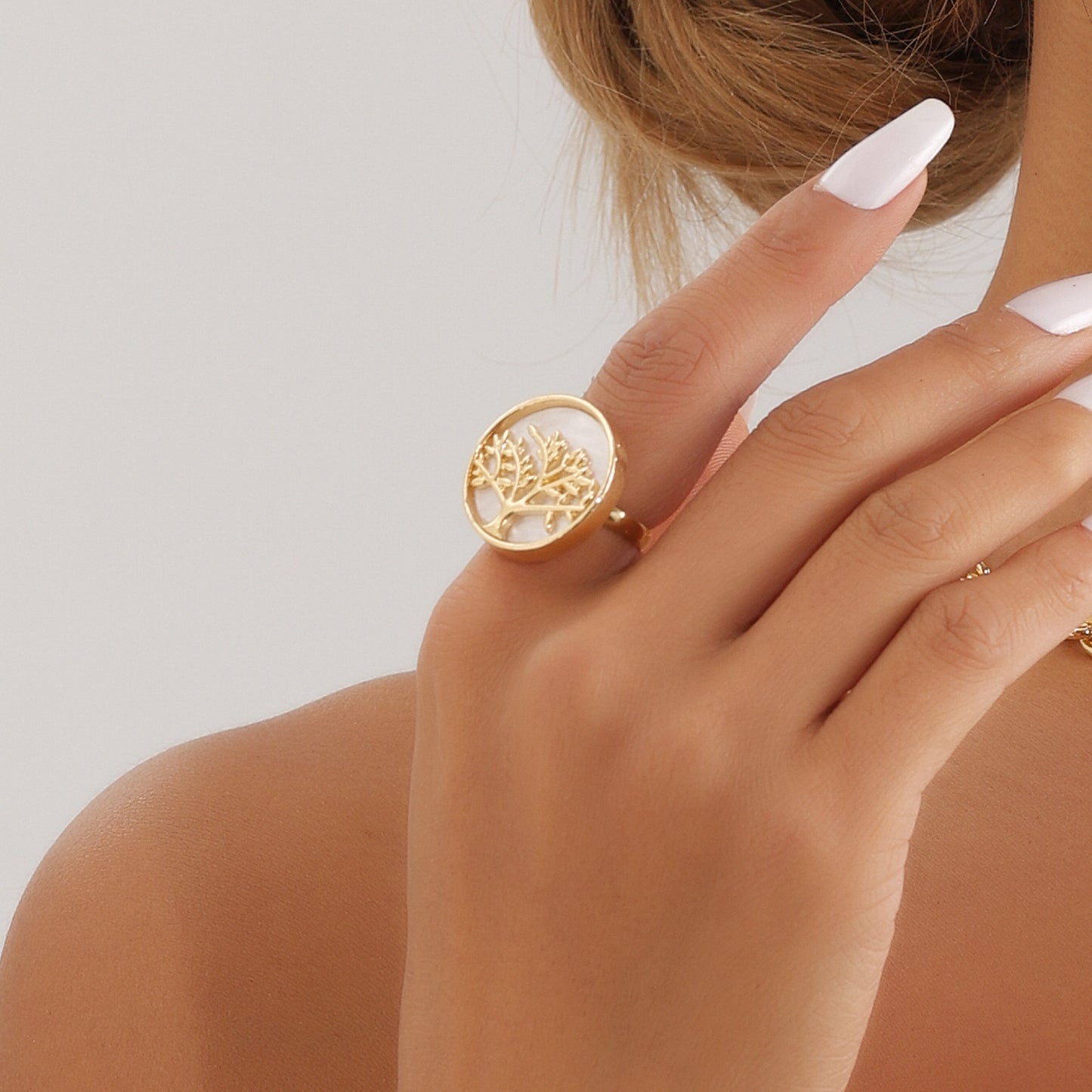 Metal Lucky Tree Elegant White Imitation Rings