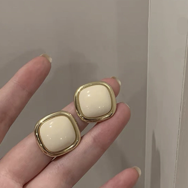 Women's Pearl Ear Clip Retro Minority High-grade Earrings