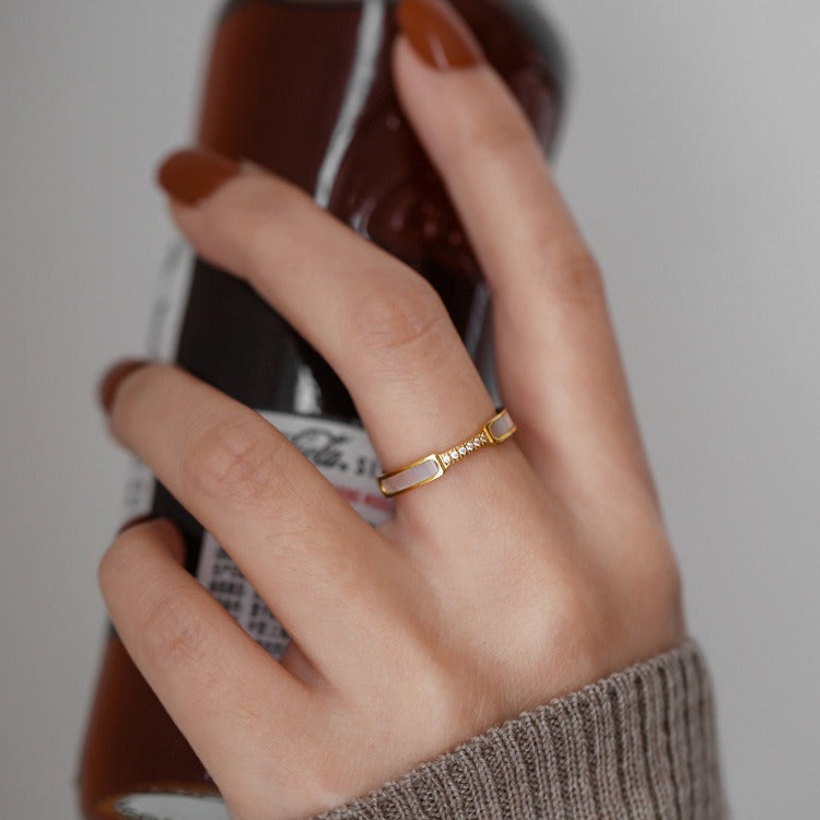 Mild Luxury Shell Rose Gold White Titanium Steel Rings