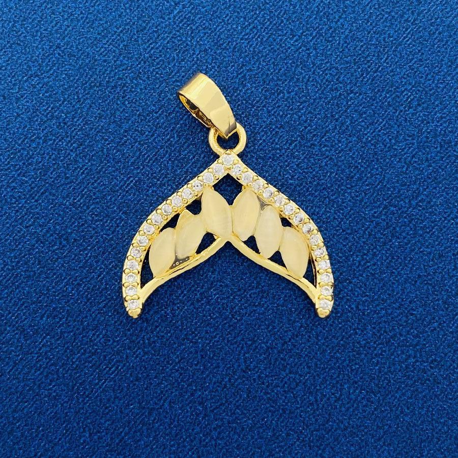Random Match Fashion Classic Source Ornament Pendants