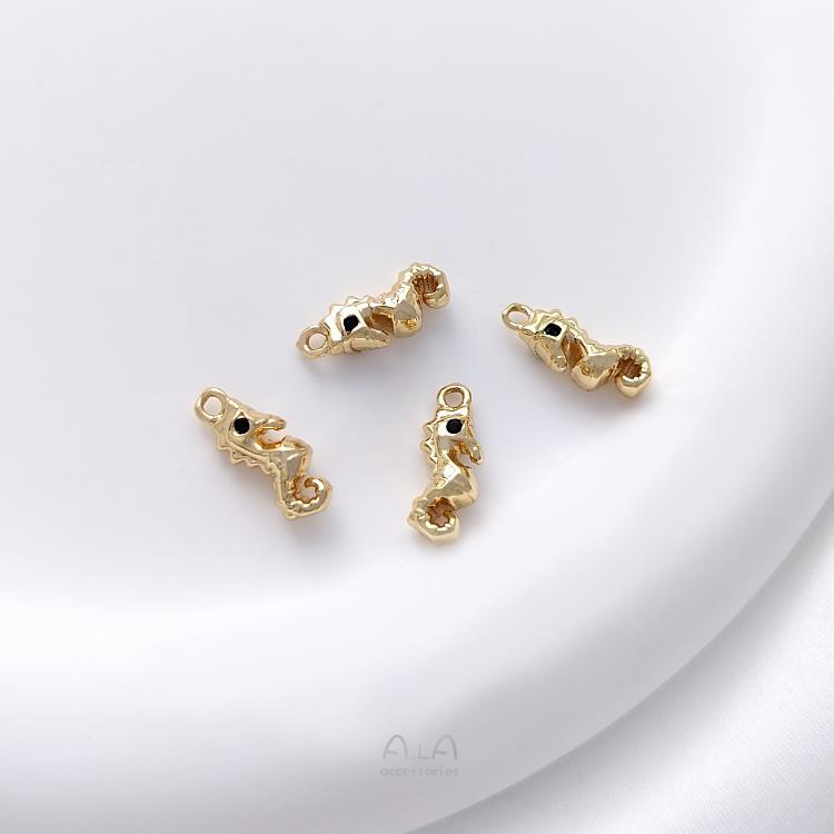 Color Retaining Bag Gold Marine Life Conch Scallop Starfish Pendants