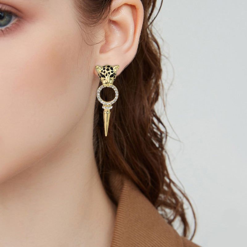Cone Eardrops Temperament Female Trendy Fashionable Earrings