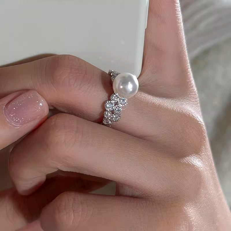 Imitation Pearl Female Affordable Luxury Fashion Cold Rings